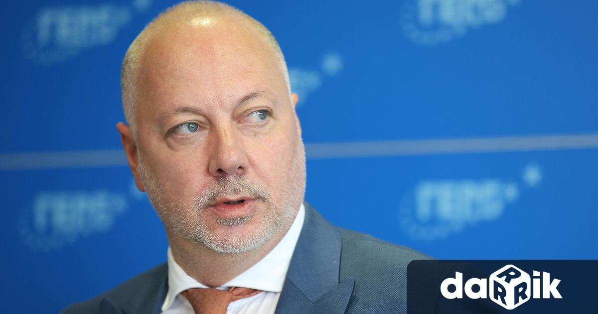 Признати са усилията на българския народ от момента на приемането