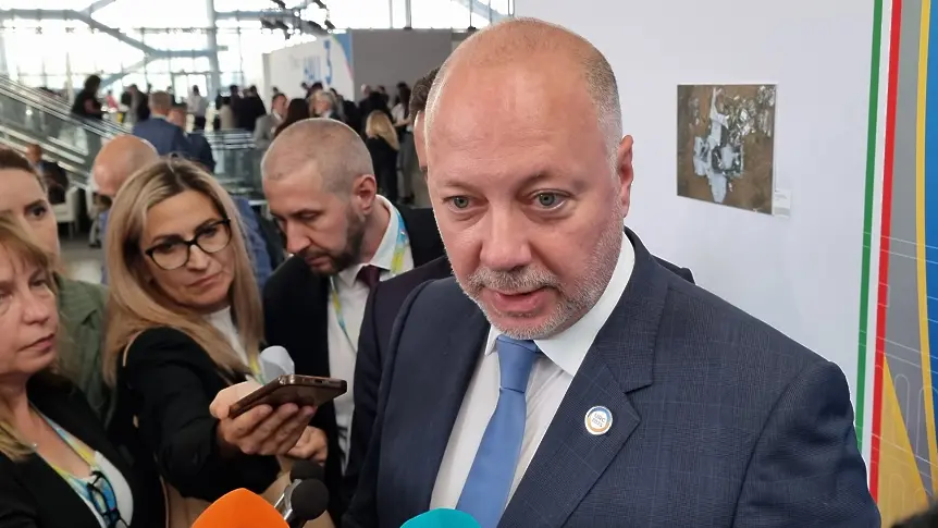 Желязков: Предлагаме да се изградят автомагистрала и жп трасе през България до Украйна