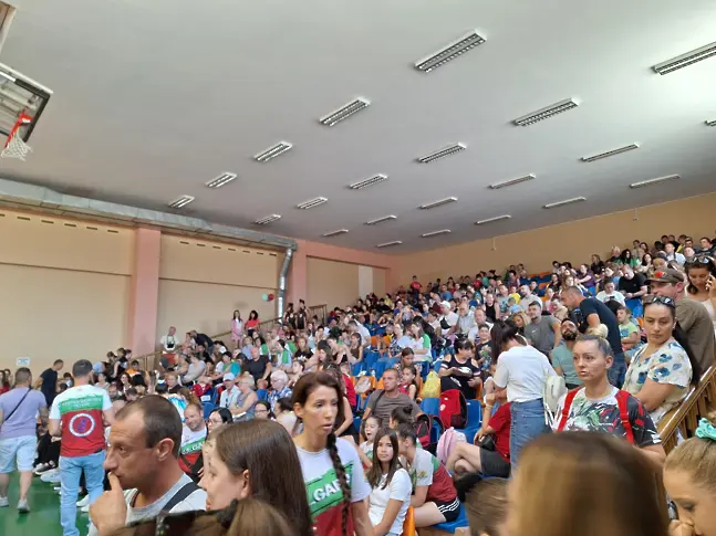  Откриха Държавното състезание по акробатика в Сливен 