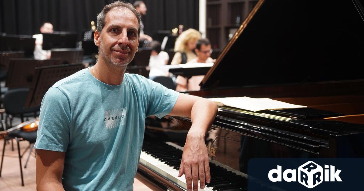 Мирослав Георгиев е солист в тазвечершния концерт на Симфониета Враца