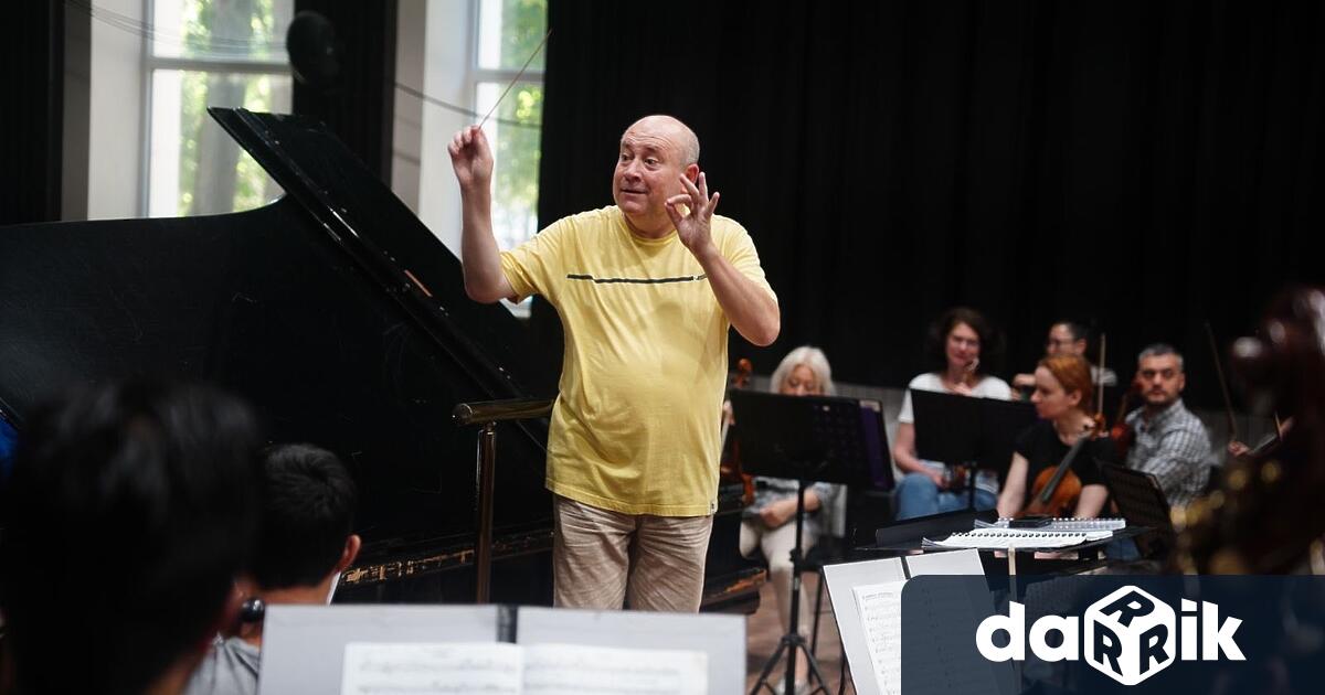 Симфониета Враца предлага тази вечер концерт с творби на двама