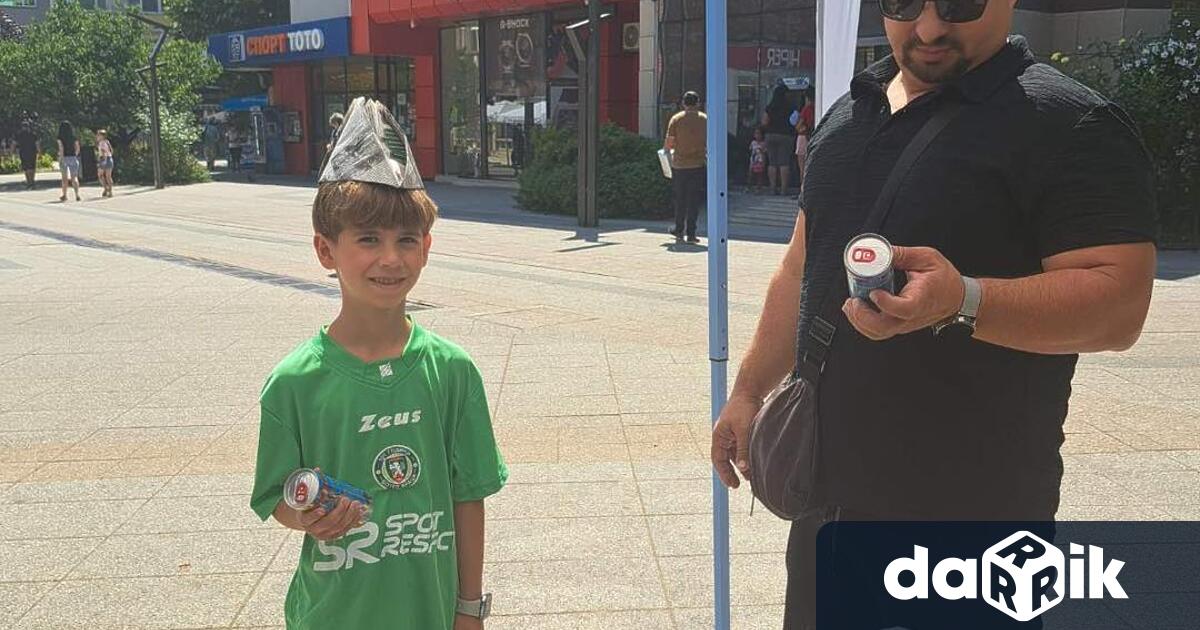 Екипи на Младежки център – Враца заедно с пълномощника на