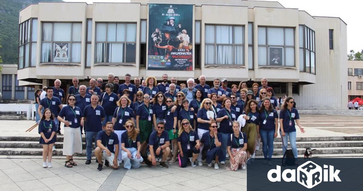 9 нови заглавия в репертоара – от тях 4 спектакъла