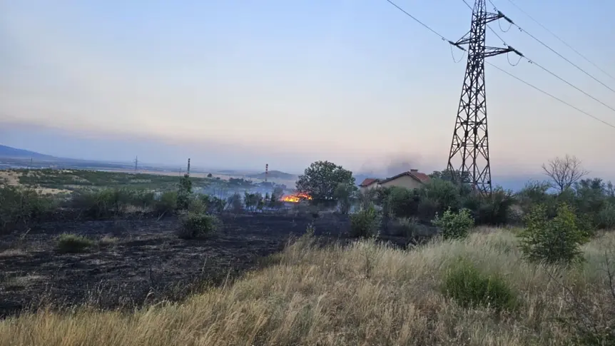  Два са настоящите пожара в Община Твърдица 