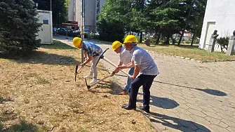 Започна дългоочакваният ремонт на зала  „Сирак Скитник” 