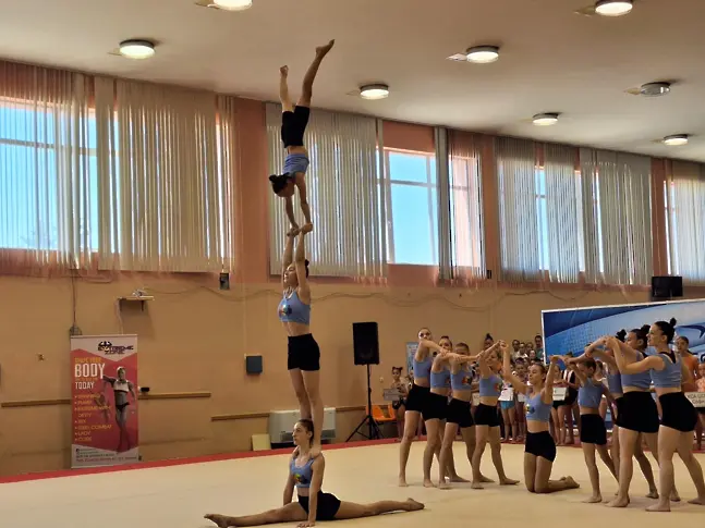  Откриха Държавното състезание по акробатика в Сливен 