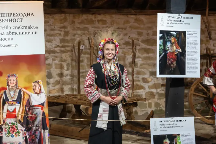"Нощ в миналото“ събра стотици в Етъра – началото на едно ново културно вълнение с амбиция да стане традиция