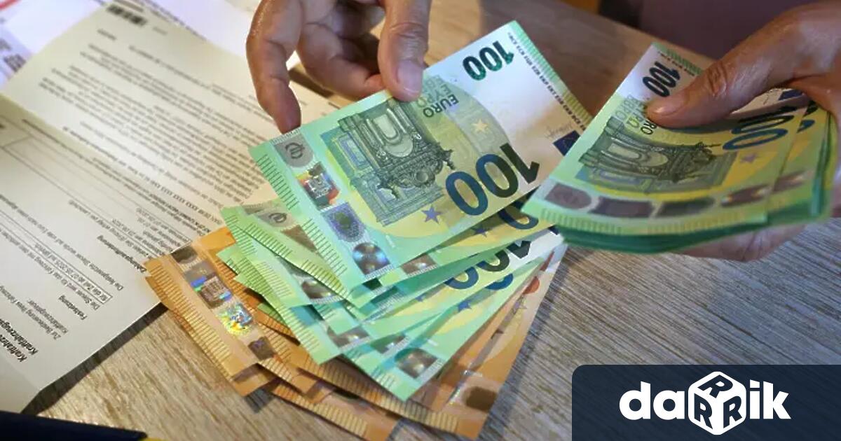 Две от големите рейтингови агенции S P Global Ratingsи Fitch Ratings