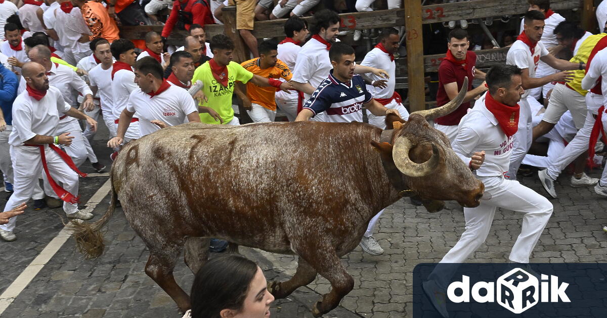 Отново дойде онова време от годината когато десетки хиляди празнуващи