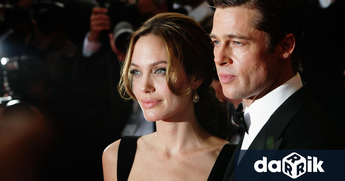 Макар че официално се разведоха преди месеци Брад Пит и
