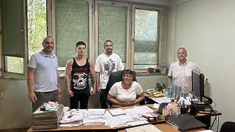 Ученици от ДФСГ „Интелект“ продължават обучението си и през месец юли