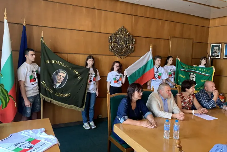 Най-многобройният от всички досегашни, Национален поход „По стъпките на Апостола“ тръгва от Плевен след дни
