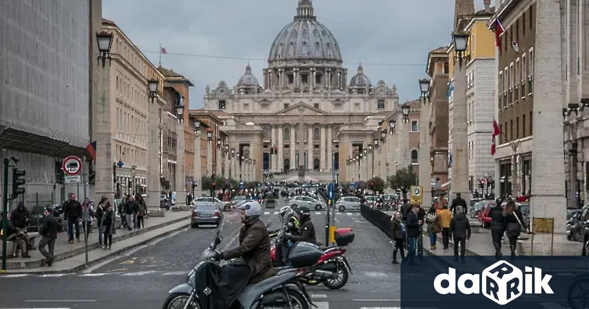 Според първоначалната информация от пожарната взривът е избухнал малко след