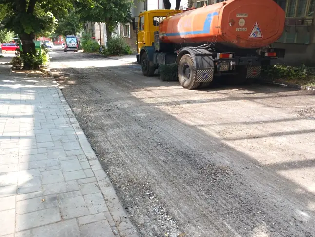  Текущите поправки в Плевен не престават по ул. „ Хаджи Димитър “ 