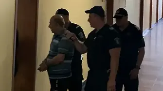 С постоянна мярка остава шофьорът, обвинен за смъртта на Сияна