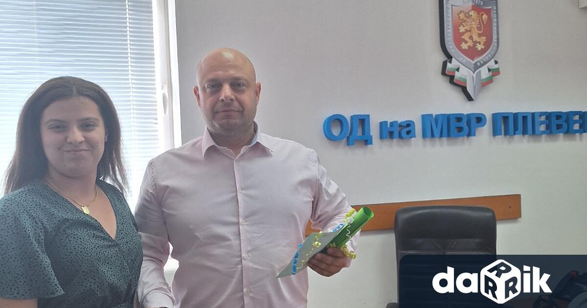 Във връзка с професионалния празник – 5 юли служители на