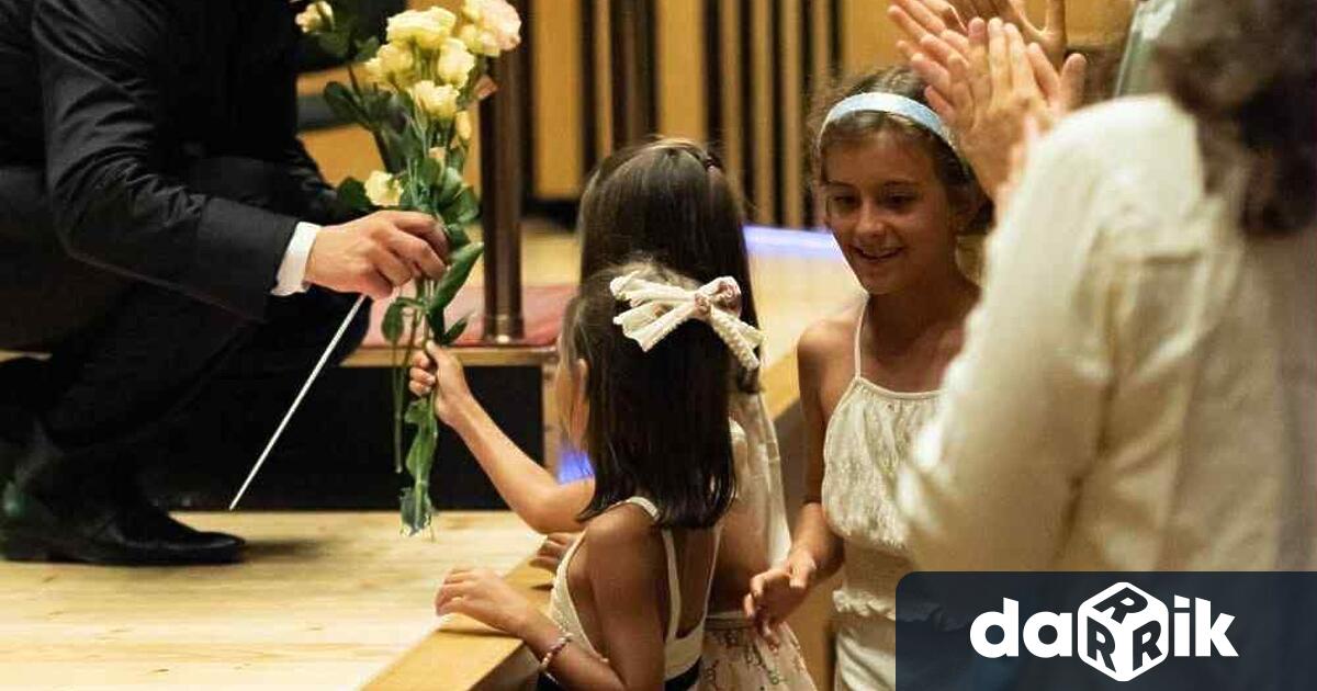 Изключително много се радвам че вече четвърти сезон нашето турне