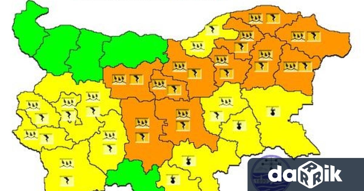 Сериозно влошаване на времето се очаква в Пловдивска област предупреждават