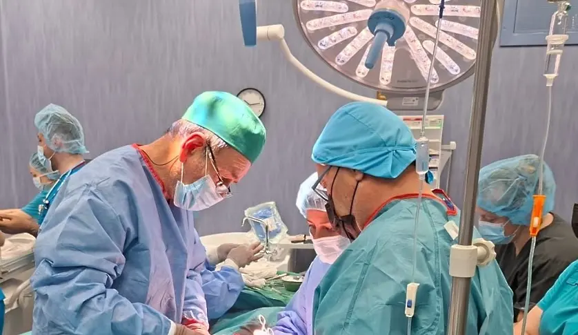  Тризнаци, заченати по натурален път, се родиха в,Мама и Аз’ 