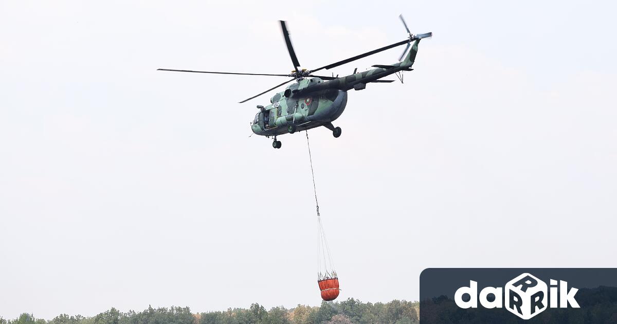 Продължава борбата с пламъците във високата част на Рила в