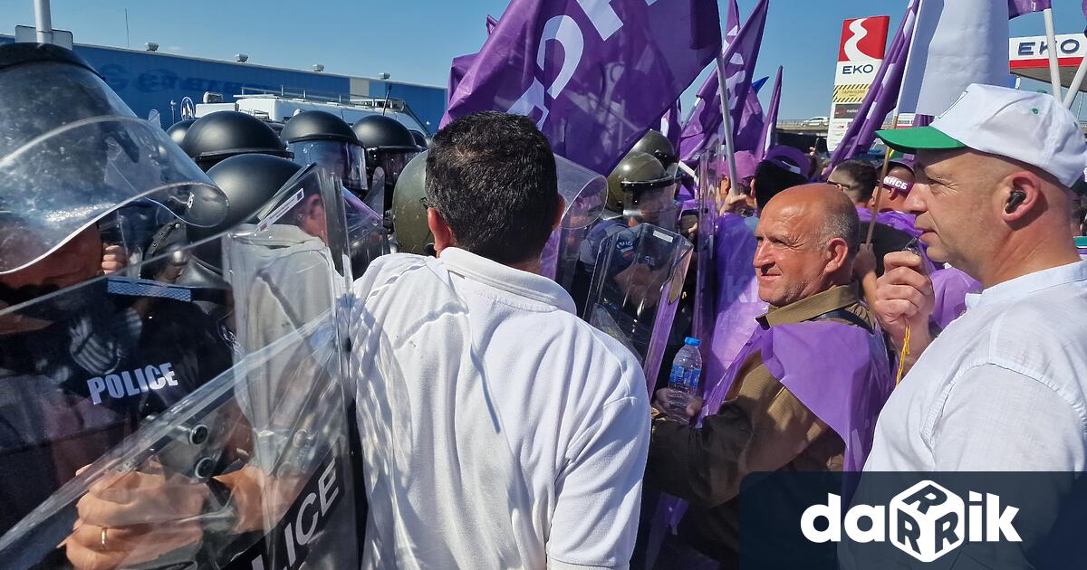 Жандармерия бешеизпратена на 119 ия км на магистрала Тракия при Пловдив