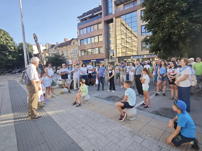  За 31-ви път в Плевен дадоха старт на Националния поход По стъпките на Апостола 