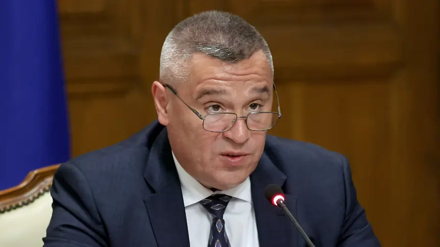 Земеделският министър обеща по-високи заплати от 1 юли в земеделските и горски стопанства