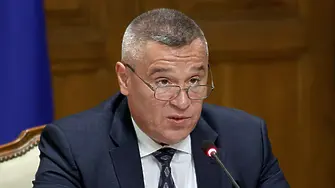 Земеделският министър обеща по-високи заплати от 1 юли в земеделските и горски стопанства