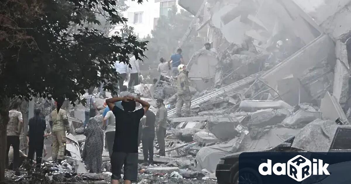 Иранският президент Масуд Пезешкиан едва е избегнал смъртта по време