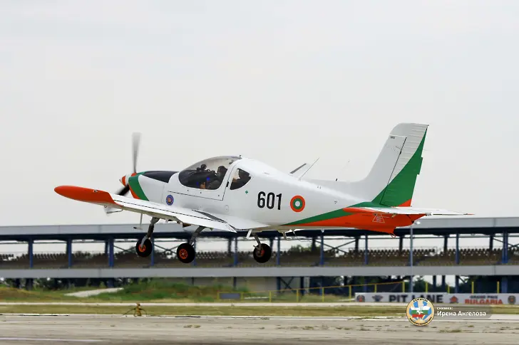  Семестриален изпит по летателна подготовка на аероплан “ZLIN ” Z242L 