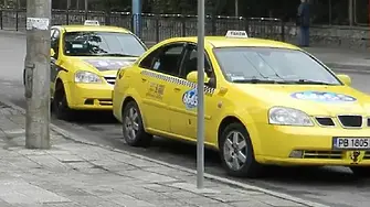 Апаратите в такситата ще показват цената в евро от 1 януари