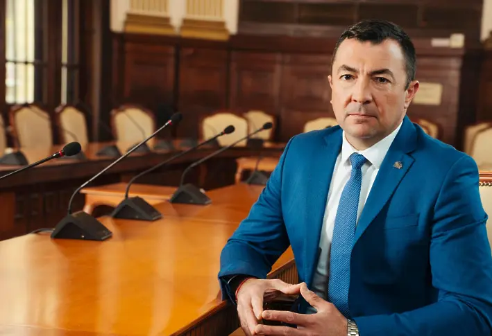 През август Министерството на земеделието започва изплащането на първите обезщетения за стопаните, чийто насаждения пострадаха от пролетните измръзвания