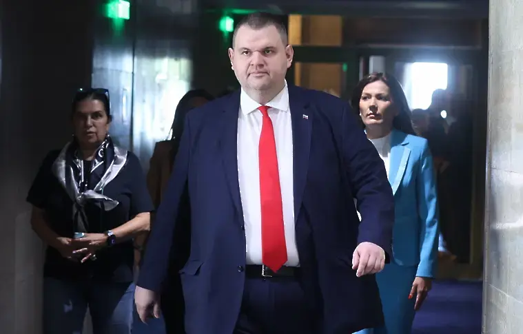 Вписаха Делян Пеевски като единствен председател на ДПС
