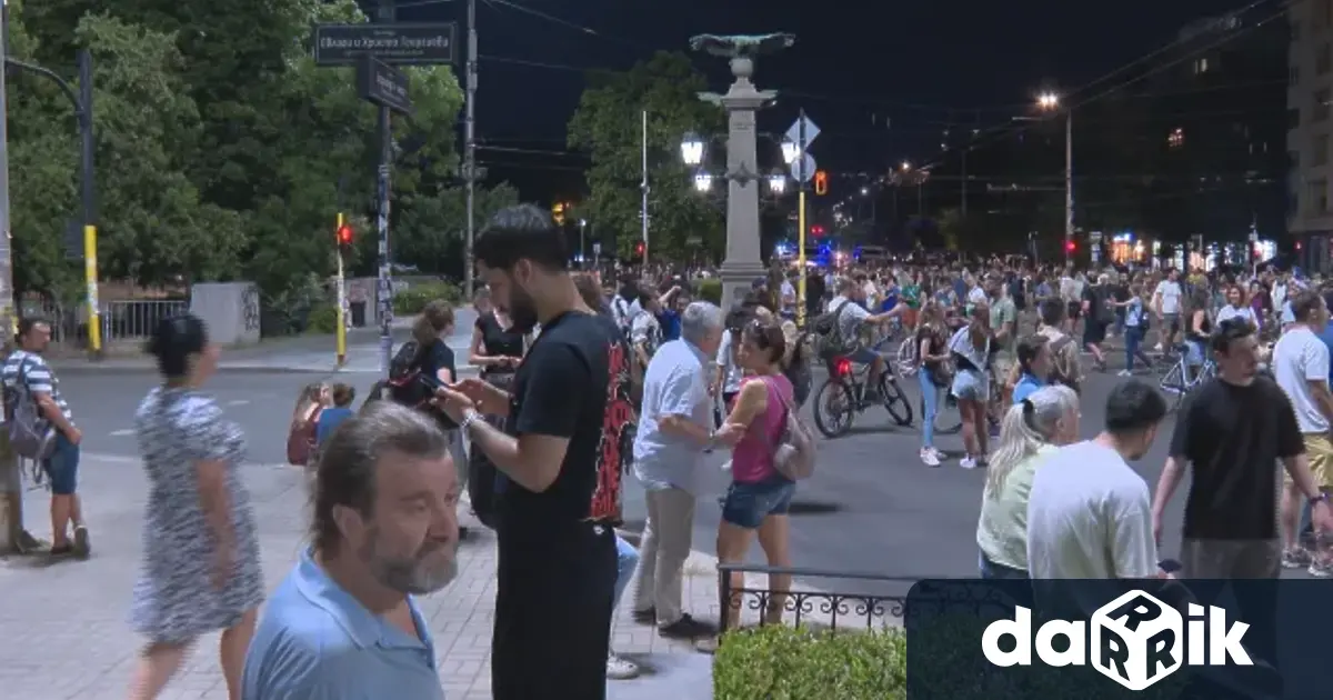 С едночасова блокада на движението по столичния Орлов мост приключи