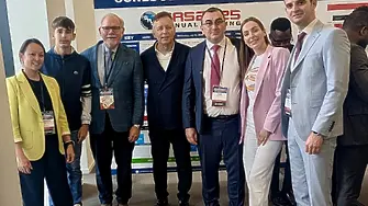 Български хирурзи с активно участие на Световния конгрес по роботизирана хирургия SRS 2025 в Страсбург