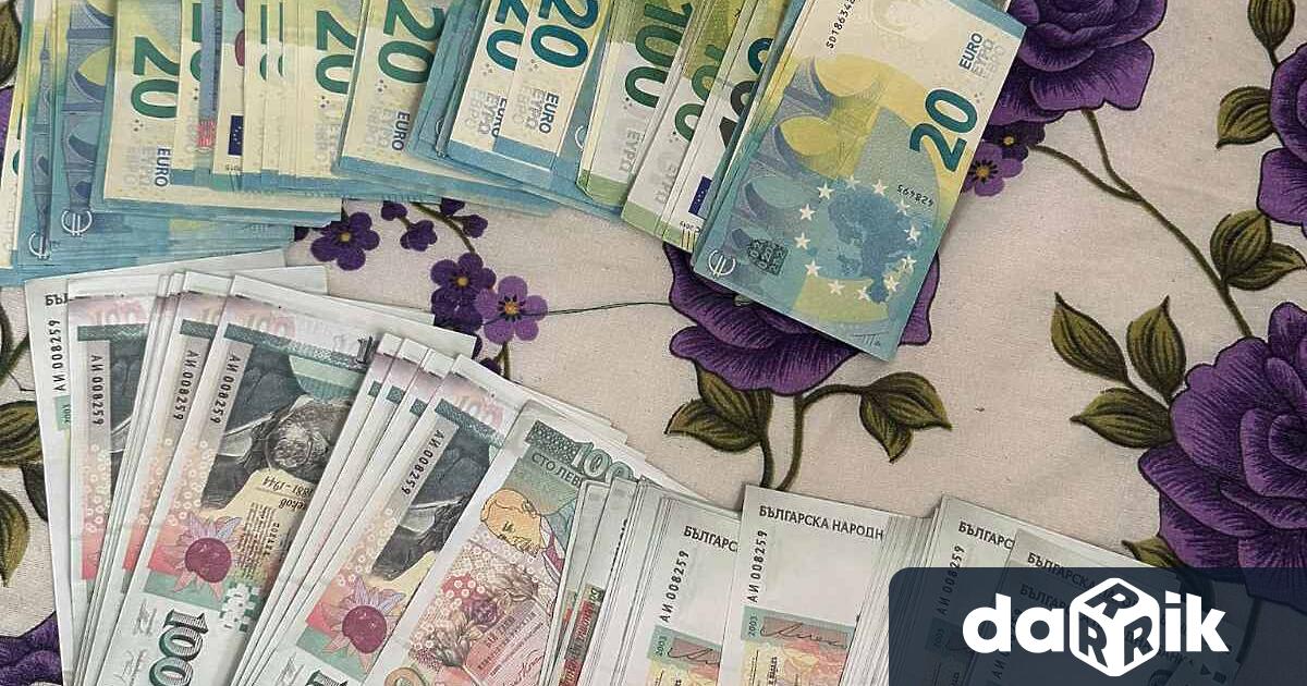 Организирана престъпна група за разпространение на фалшиви пари е била