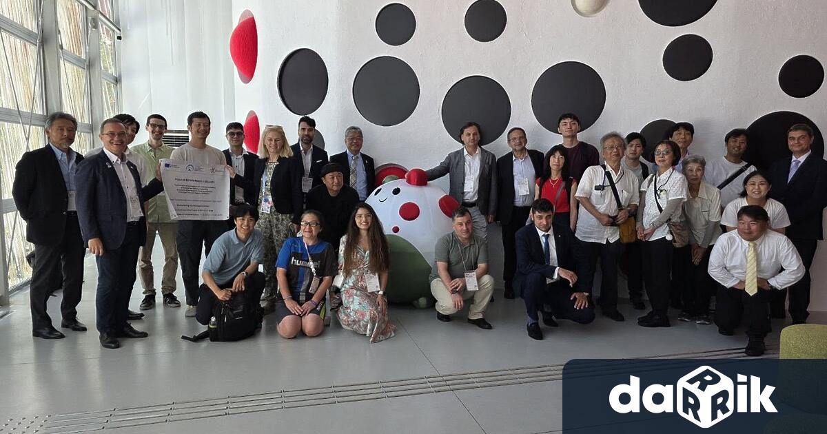 Академични преподаватели от Медицински университет Плевен взеха участие в Световното изложение