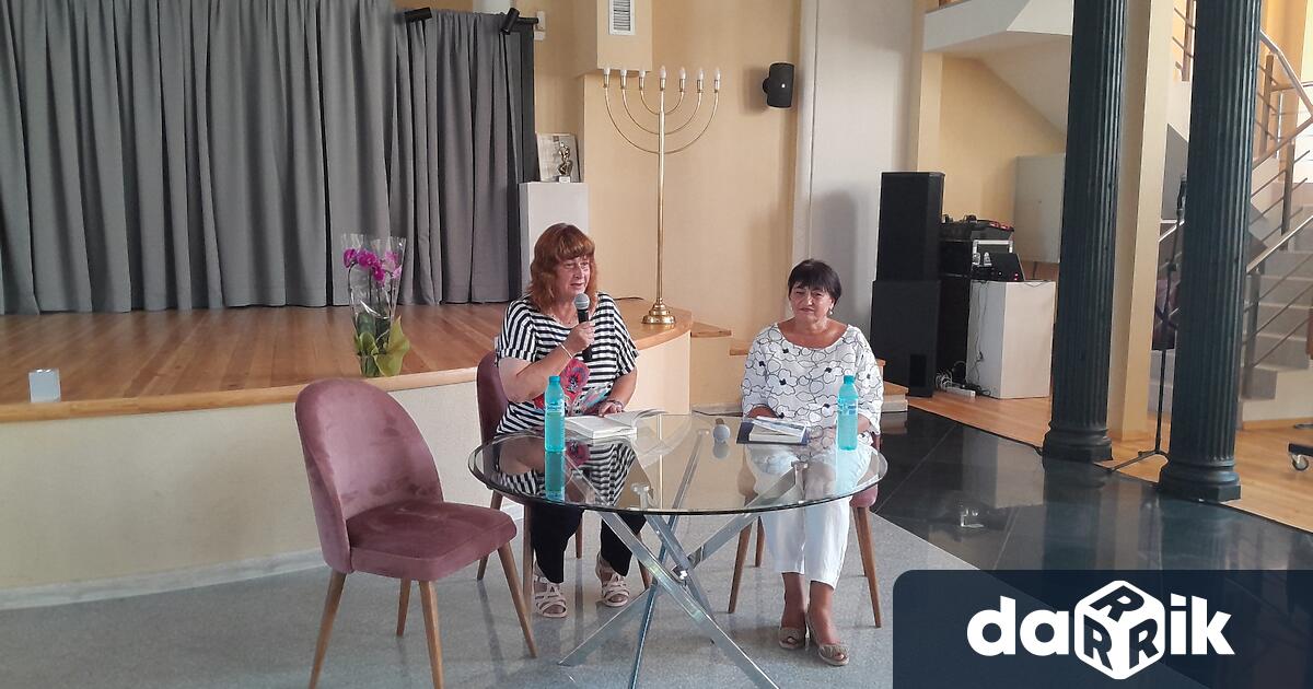 На събитието в Културен център Жул Паскин присъства зам кметът на