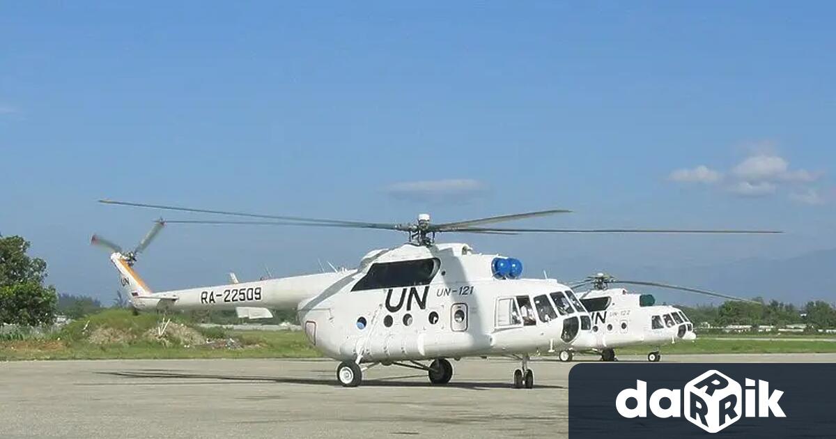 Екипаж на Военновъздушните сили от 24 авиационна база в Крумово