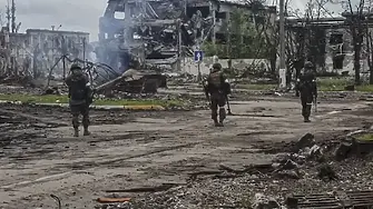 Двама руски военнослужещи, нуждаещи се от медицинска помощ, бяха върнати на Русия от Украйна