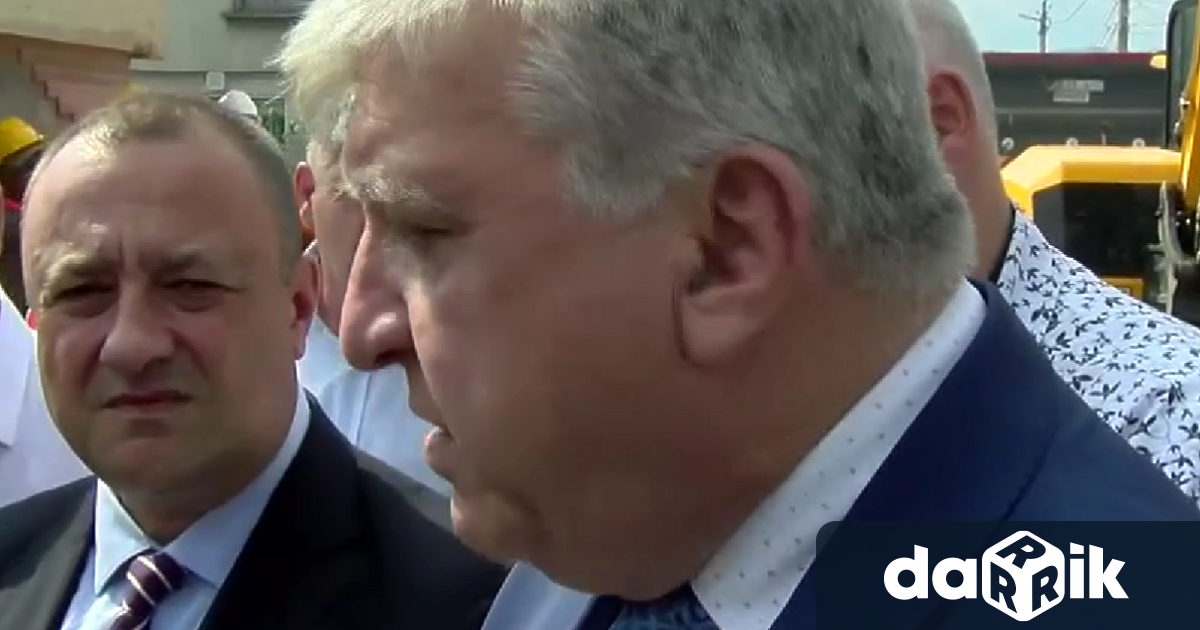 Министрите на регионалното развитие и на околната среда – Иван