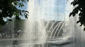 Максималните температури днес ще бъдат между 37° и 40°