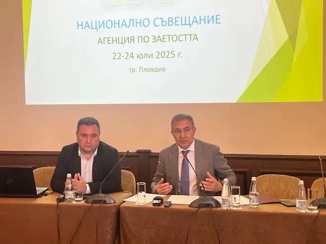 Министър Гуцанов: Осигуряваме помощ от около 2000 лв. за пострадалите от пожарите