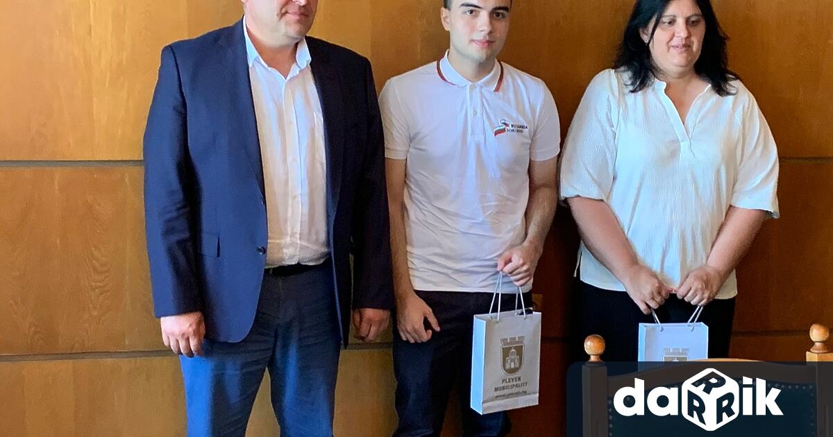 Ученик от Плевен е избран в националния отбор на България