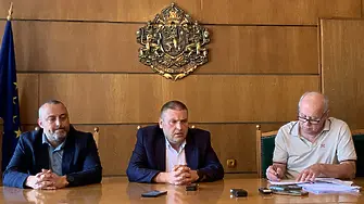 Кметът на Плевен, д-р Валентин Христов: Докато не бъде решен въпросът с управителя на „Паркстрой“, Общината няма да плаща сметките на дружеството