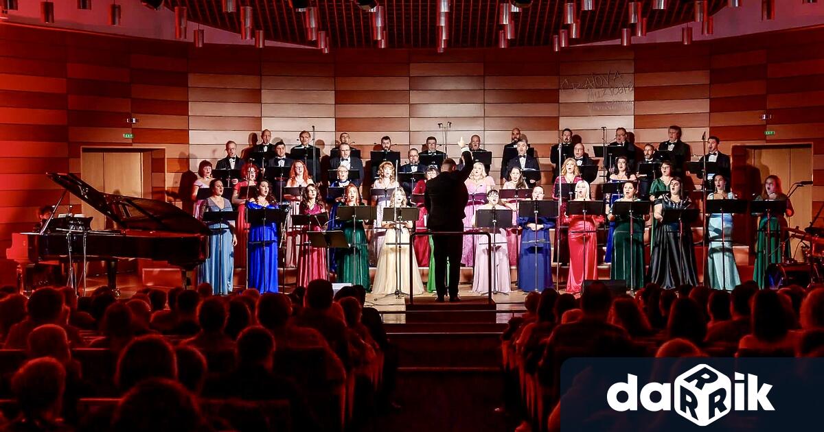 Знаменитата сценична кантата за солисти хор и оркестър КАРМИНА БУРАНА