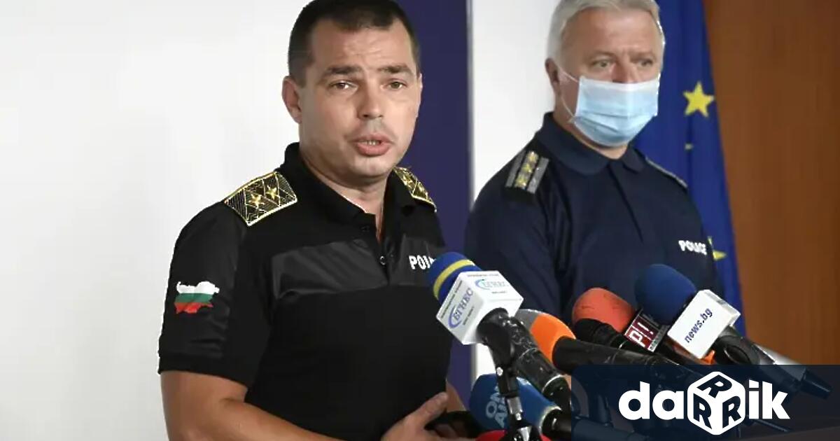 Простреляният вчера вечерта от граничен полицай марокански мигрант е ранен