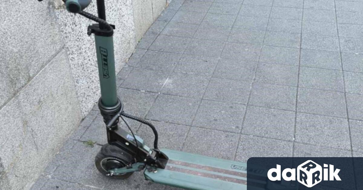 Поредни двама нарушители на движението с тротинетки са заловени и