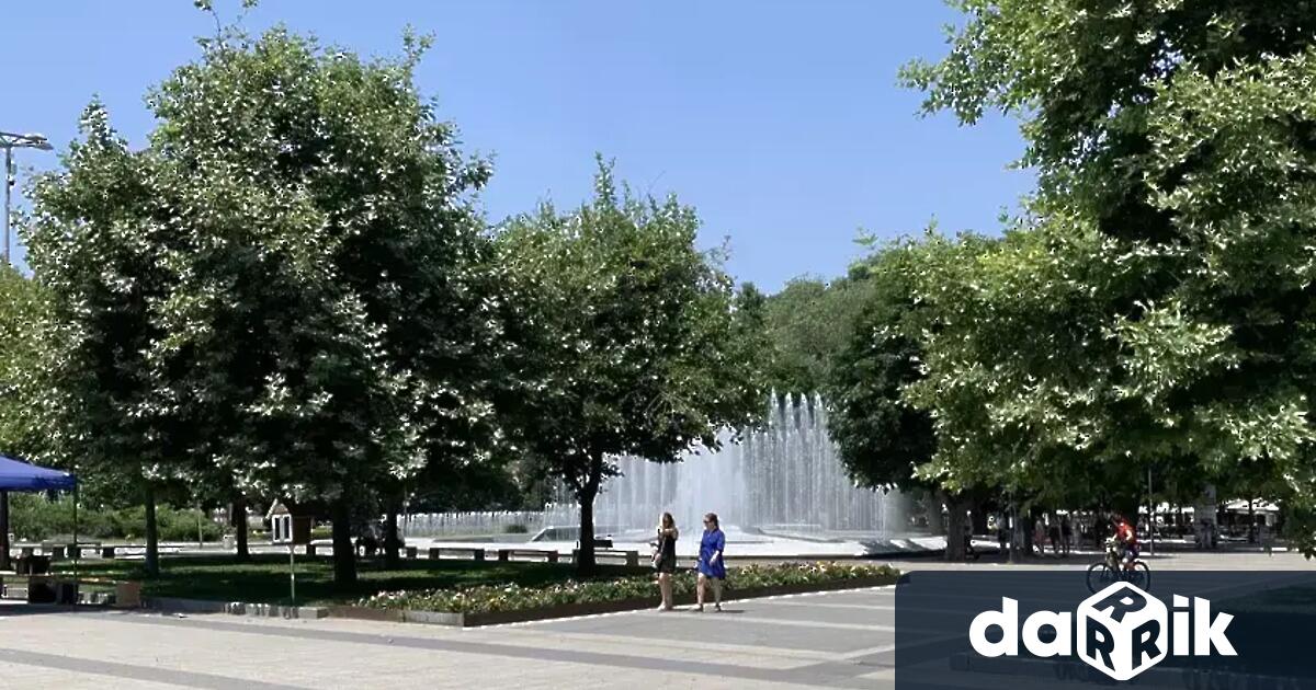 Днес времето ще бъде предимно слънчево и много топло Ще