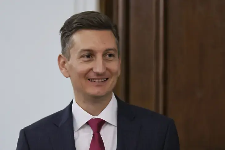 Нови рокади в СО: Зам.-кметът по финанси Иван Василев напуска поста
